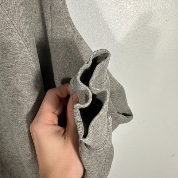 Fear of God Essentials 1977 Crewneck Sweatshirt Size M - Picture 12 of 13